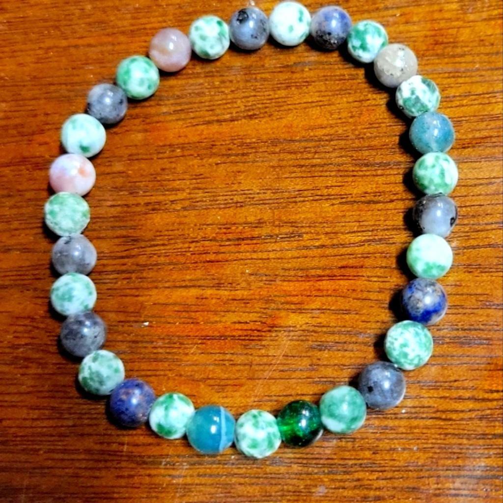 Natural Green Jasper & Agate Crystal stretch bracelet
