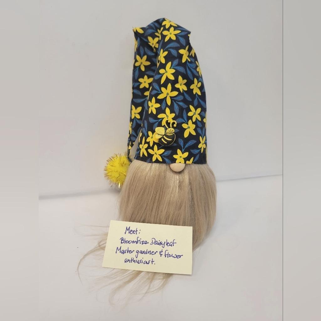 Yellow daisy & bumble bee gnome shelf sitter table decor centerpiece